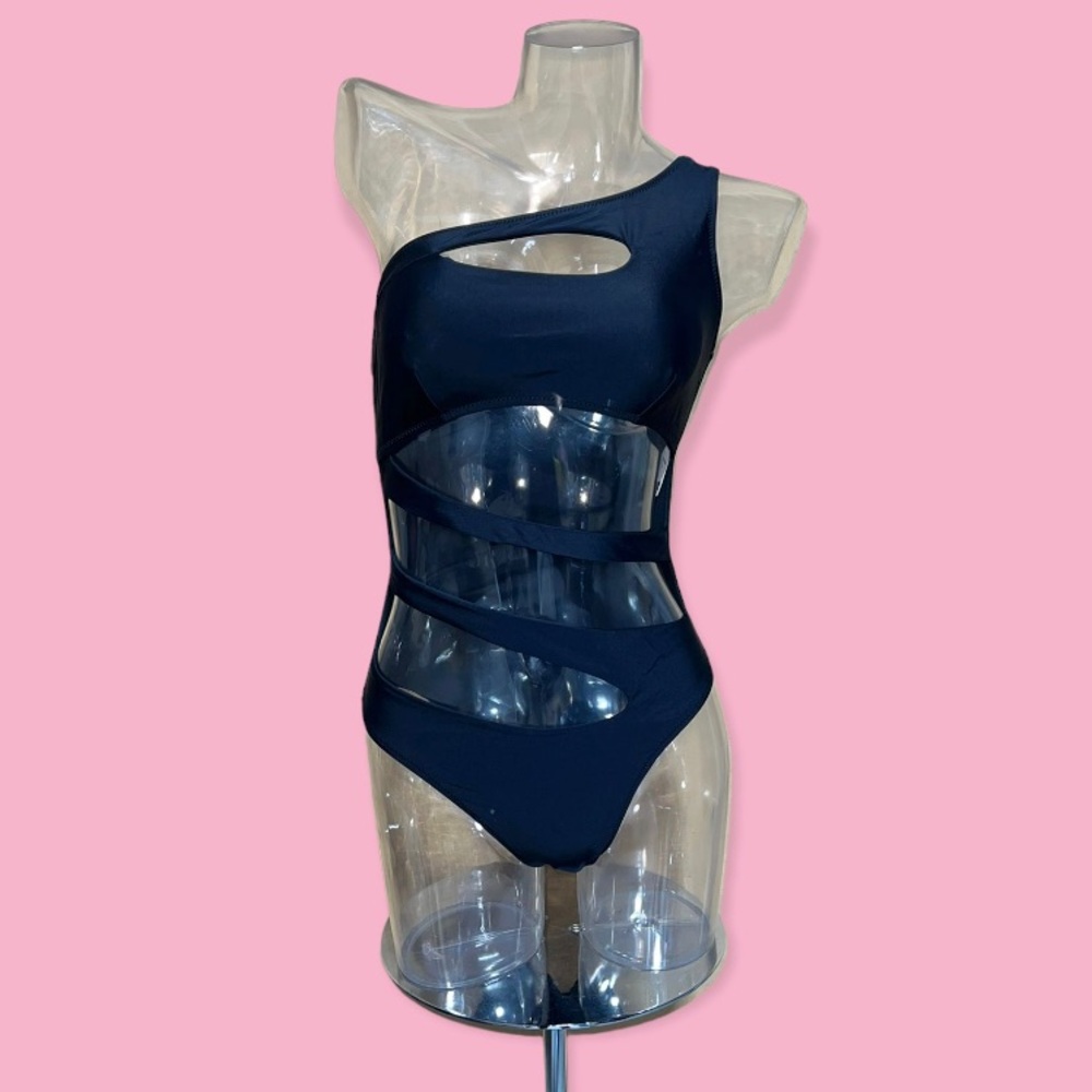 ONE PIECE SWIMSUIT